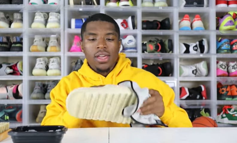 3 Top Tips on How to Clean Yeezy Slides for Comfortable Wear